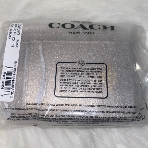 Coach Zip Card Case in light champagne New - Picture 10 of 10